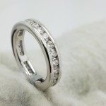18K	White Gold		1.54	ct	ROUND	Cut		Diamond	channel-set	Eternity Band	Ring