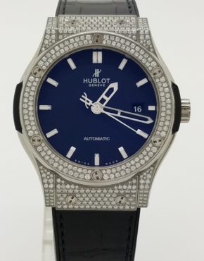 Hublot 581.NX.1170.RX.1704 Classic Fusion With Pave Diamonds 33mm Titanium Watch